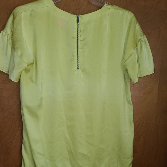 🌟 4/$20 Joe Fresh Lemon Lime Blouse - Picture 3 of 4